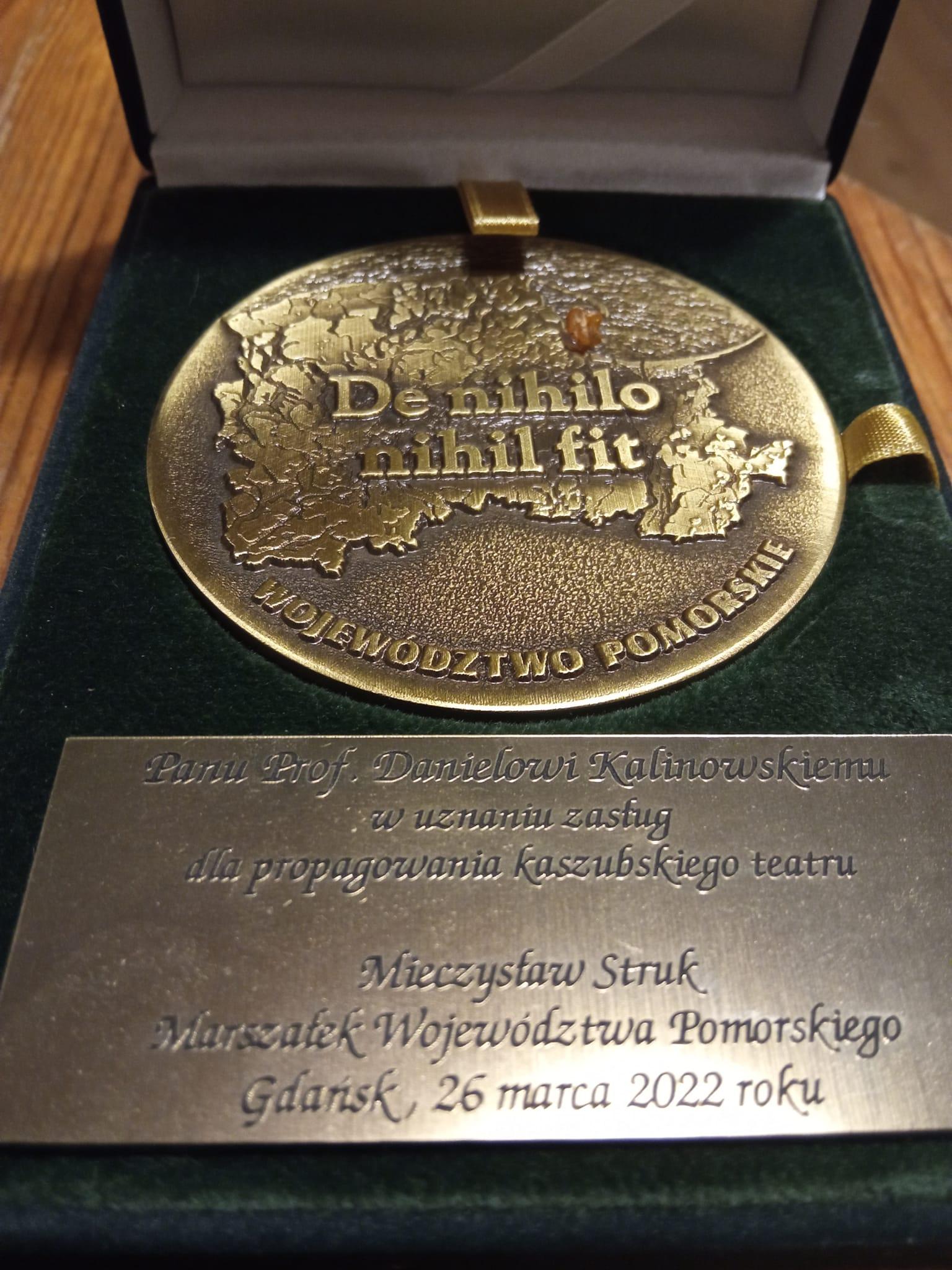 Medal "De nihilo nihil fit"